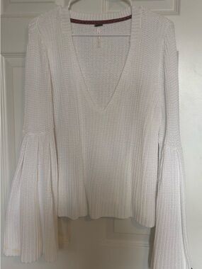 BUNDLE of Women's Free People Sweaters/Tops– 3 Pieces (S/M)